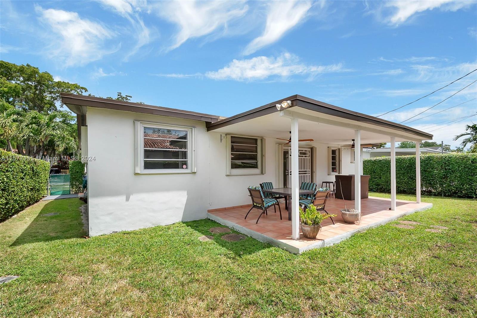 2240 SW 19th Ter