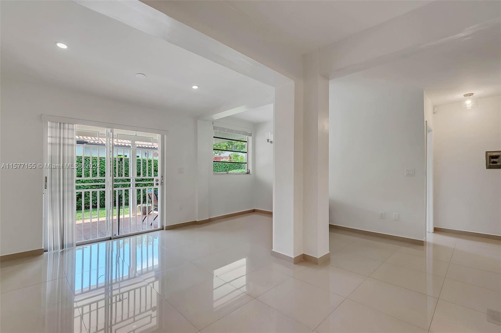 2240 SW 19th Ter
