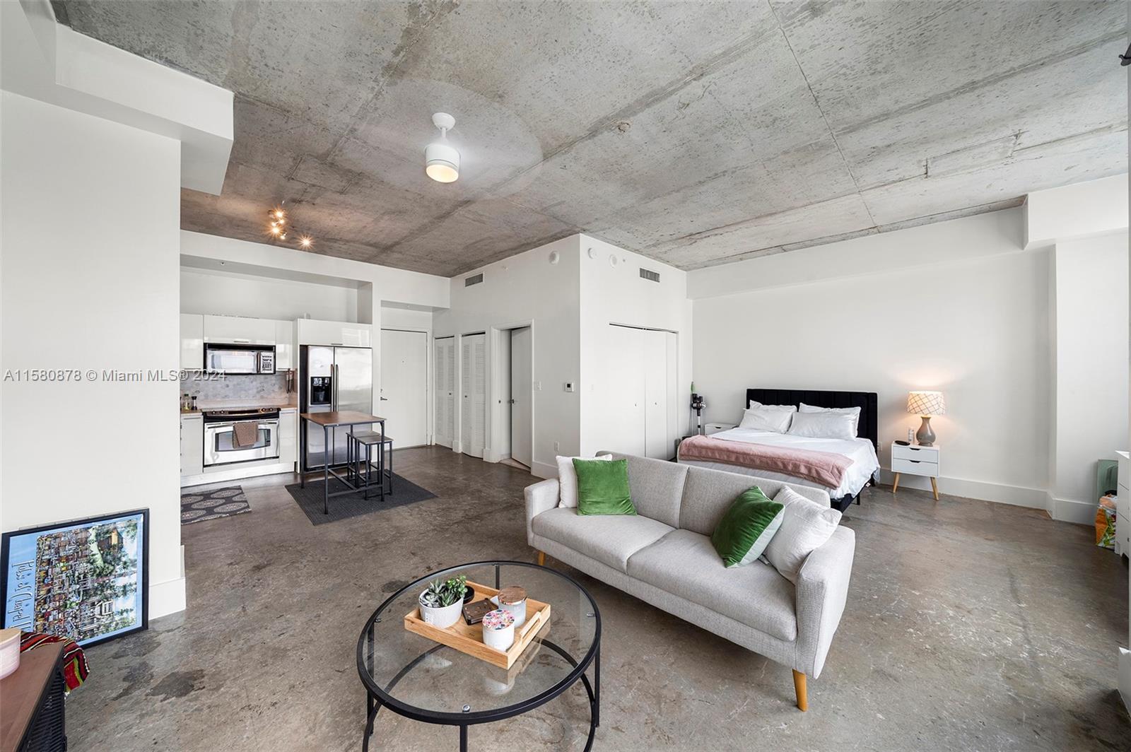 133 NE 2nd Ave # 909