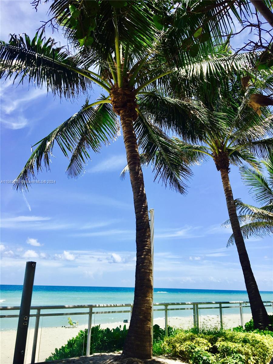 3000 S Ocean Dr # 710