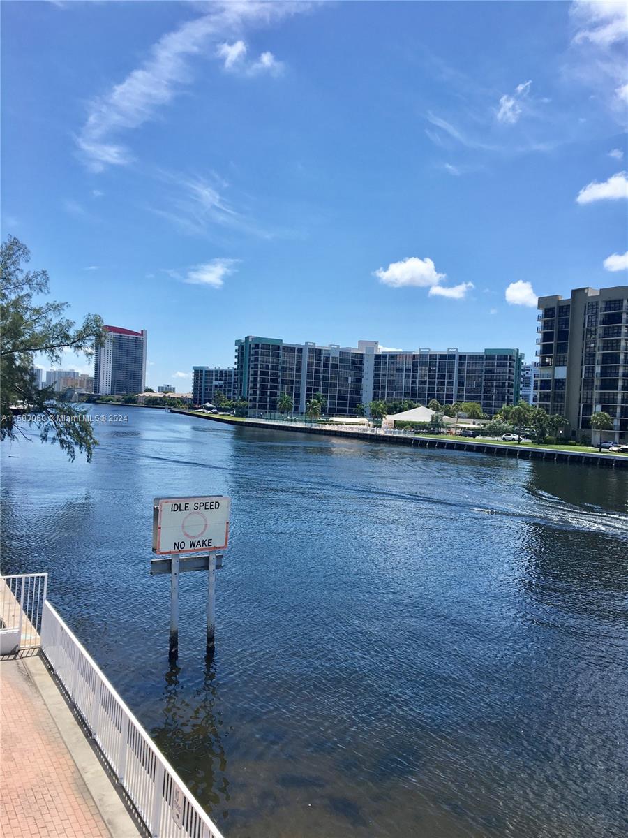 3000 S Ocean Dr # 710