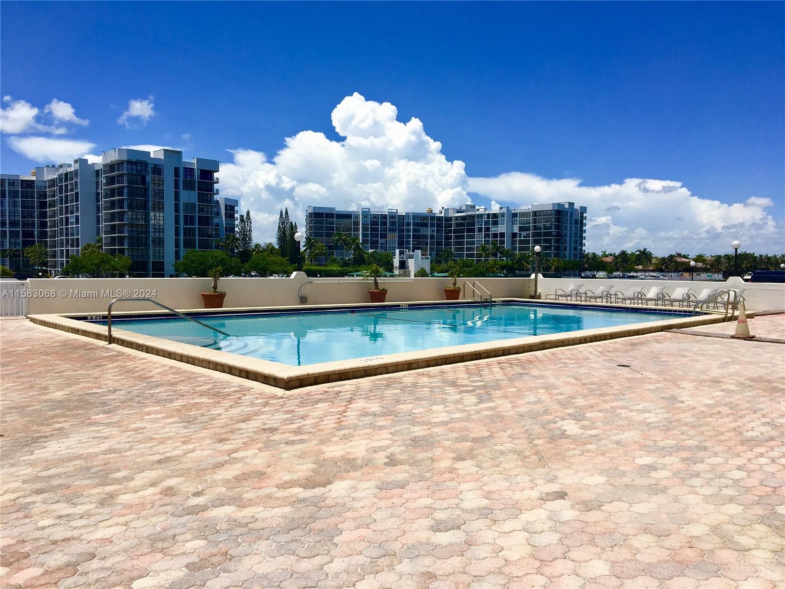 3000 S Ocean Dr # 710