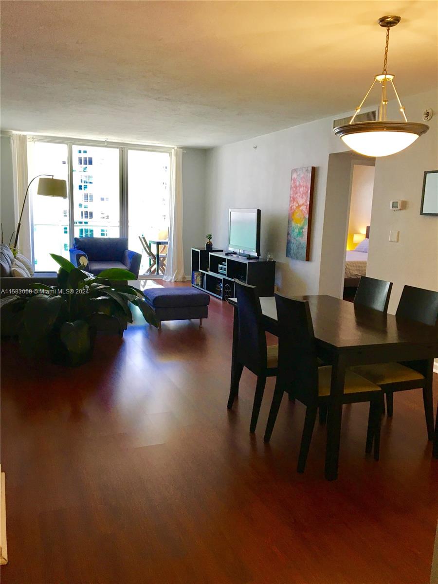 3000 S Ocean Dr # 710