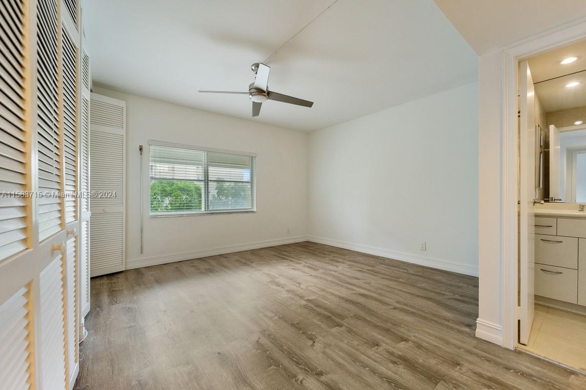 100 Edgewater Dr # 329