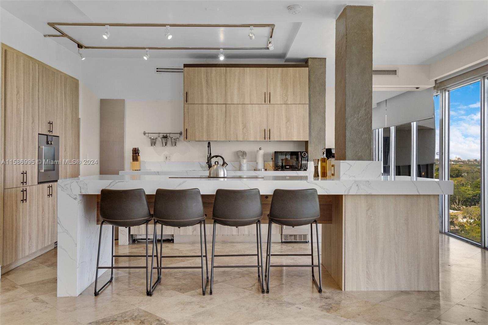 5781 Biscayne Blvd # 3 Unit: PH-3