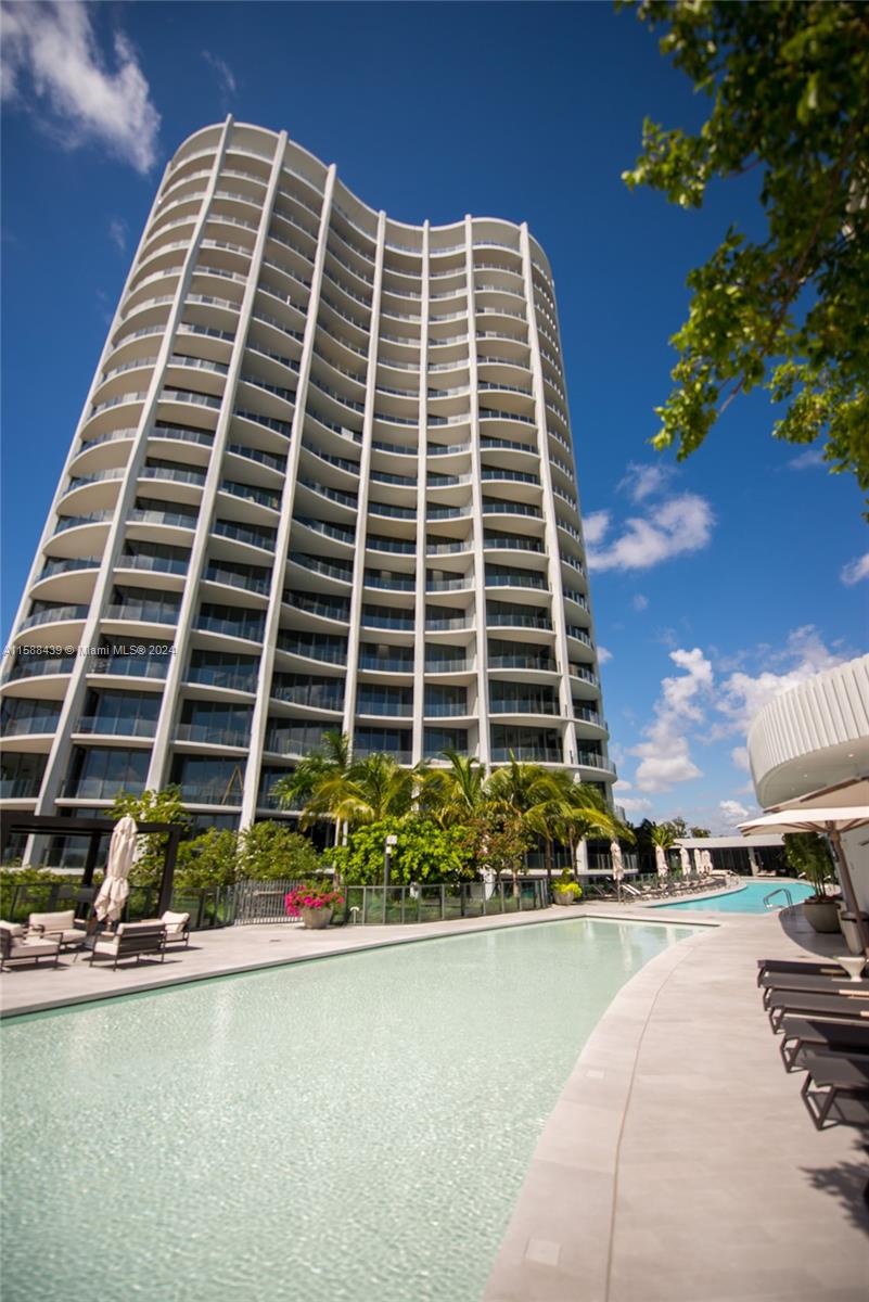 2831 S Bayshore Dr # 6 Unit: PH-6