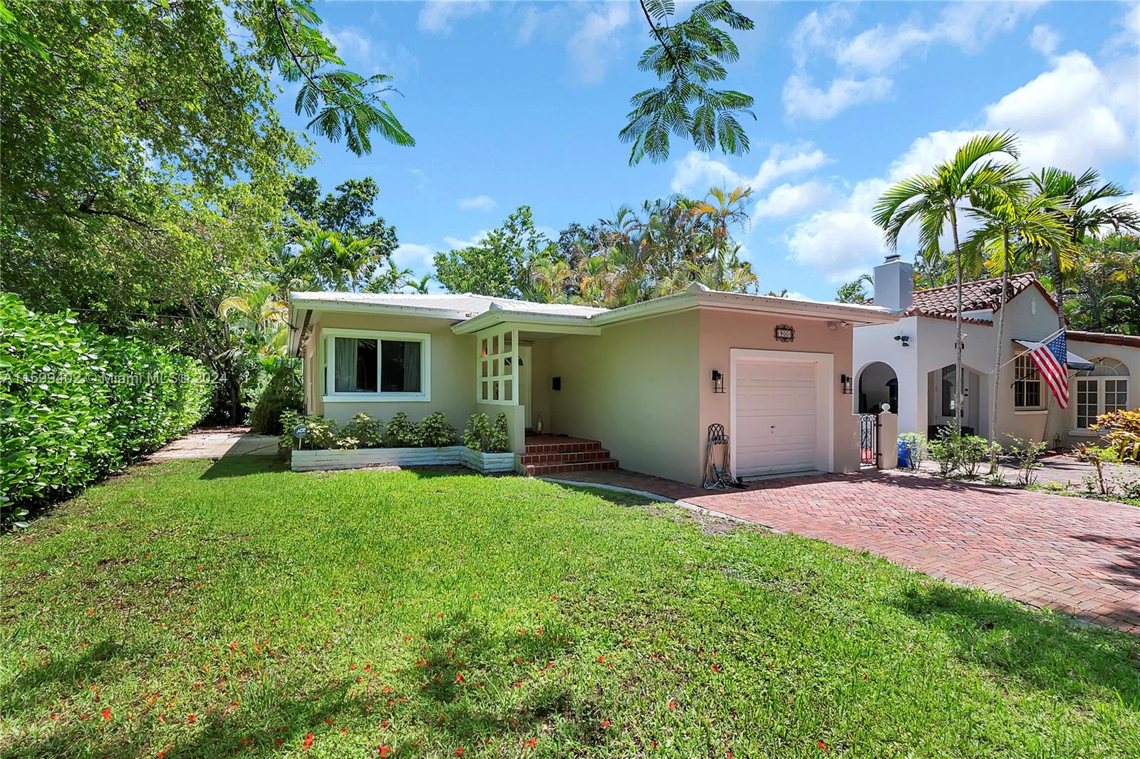 900 Milan Ave