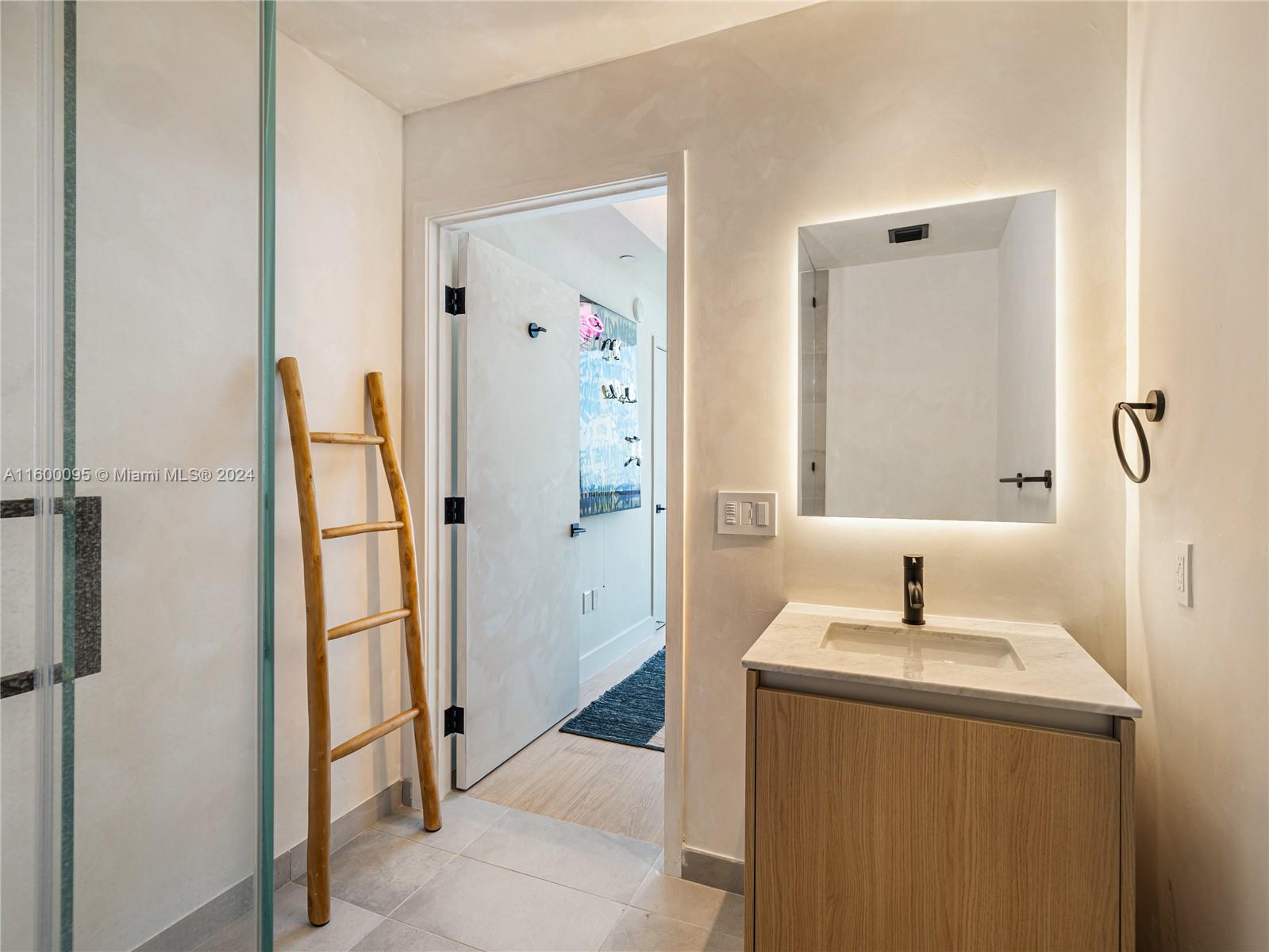 788 NE 23rd St # 3502