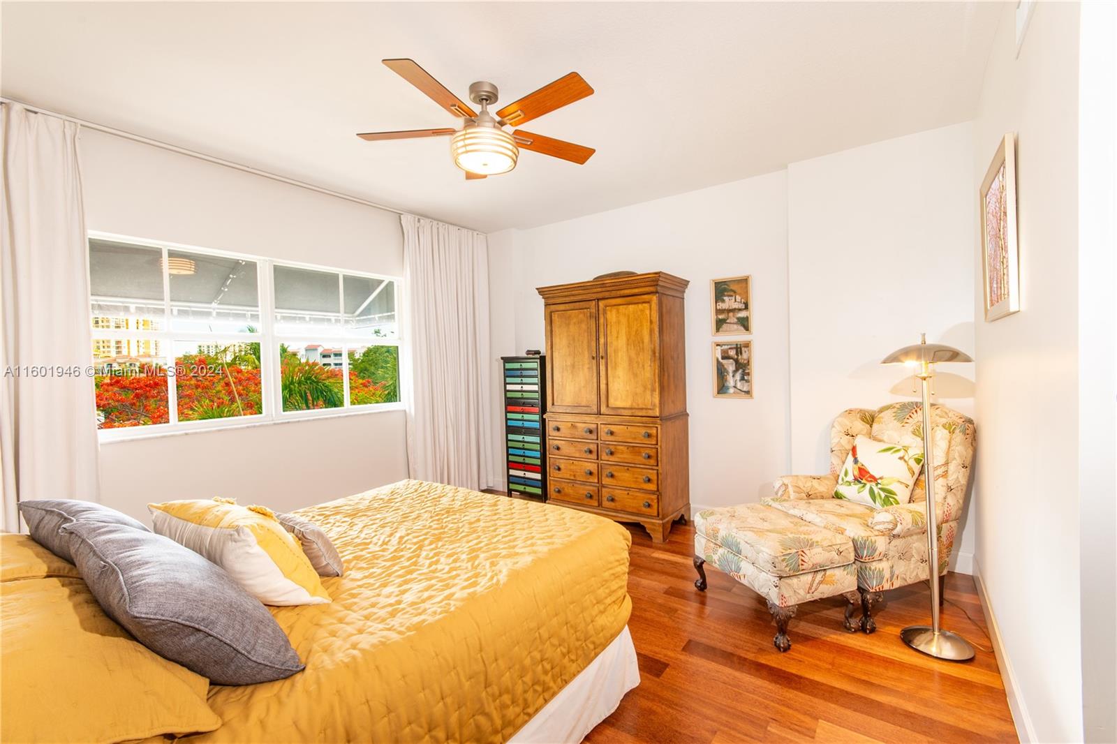 50 Alhambra Cir # 306