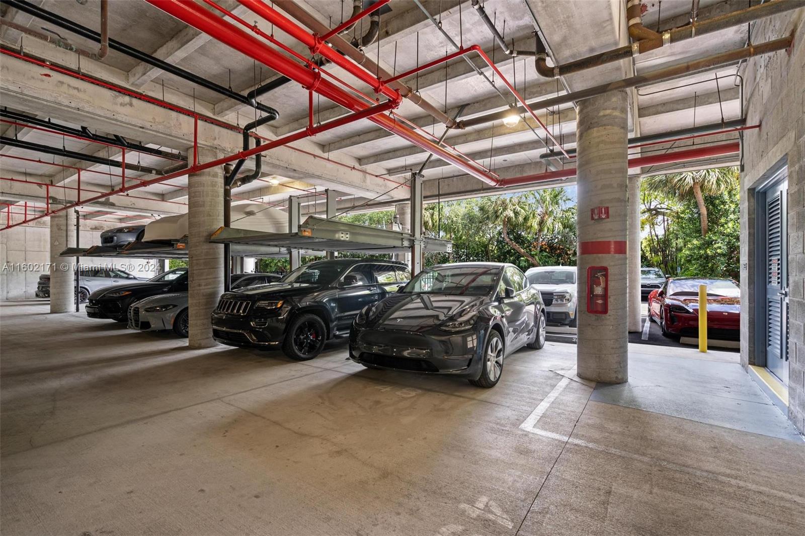 1749 NE Miami Ct Unit: 315