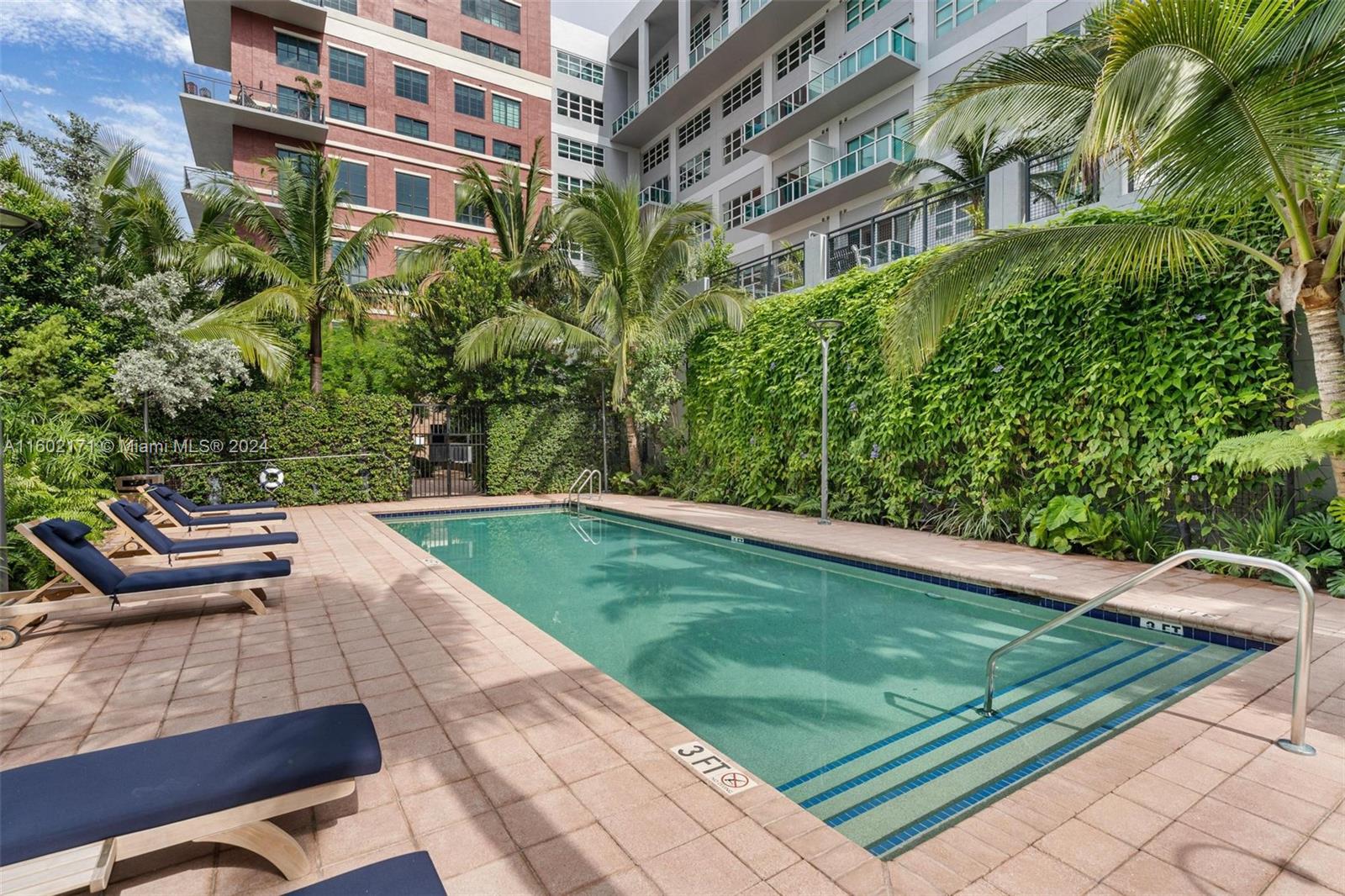 1749 NE Miami Ct Unit: 315