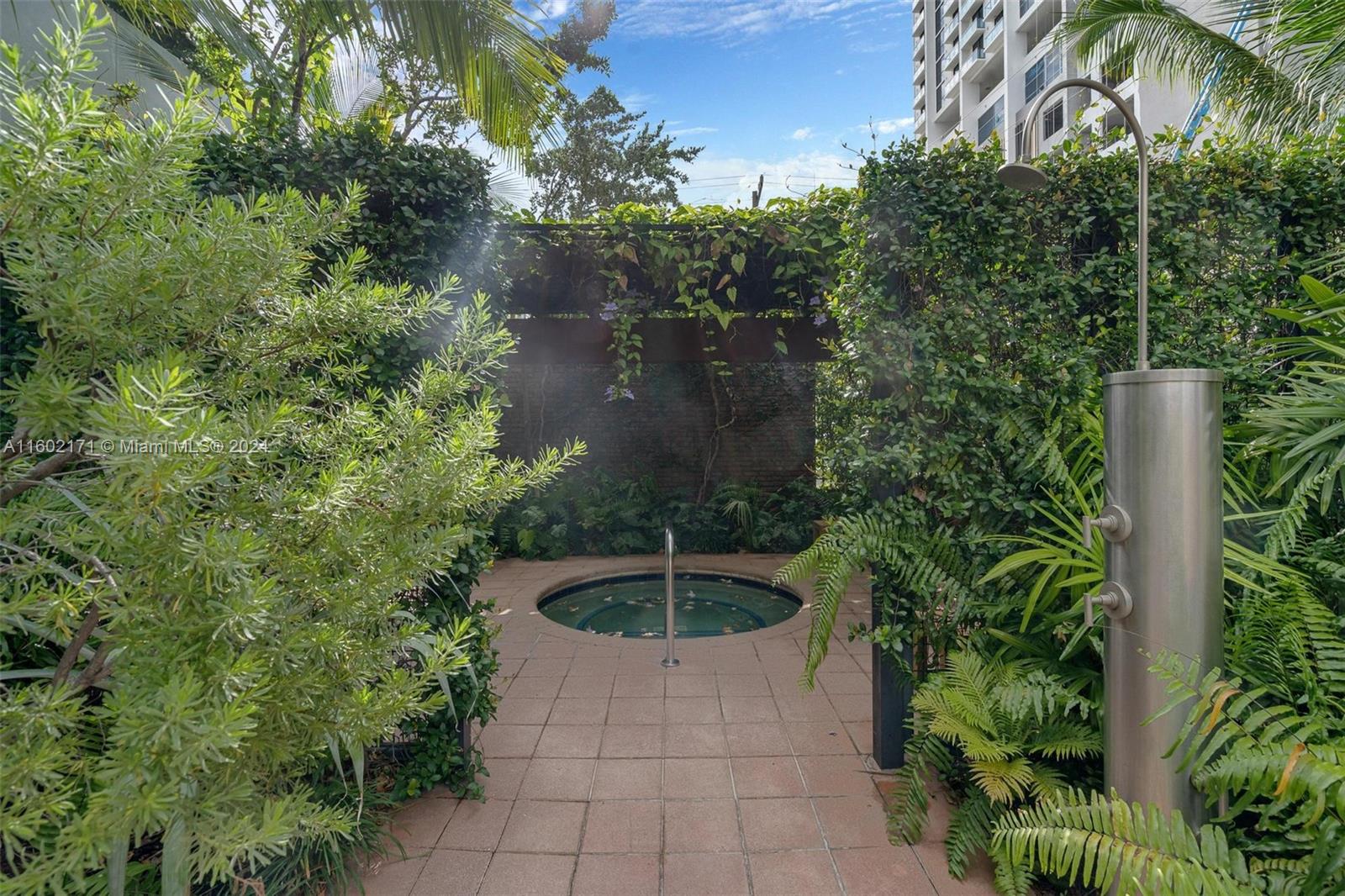 1749 NE Miami Ct Unit: 315