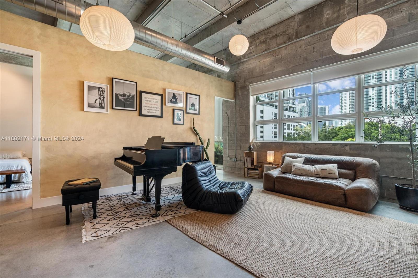 1749 NE Miami Ct Unit: 315