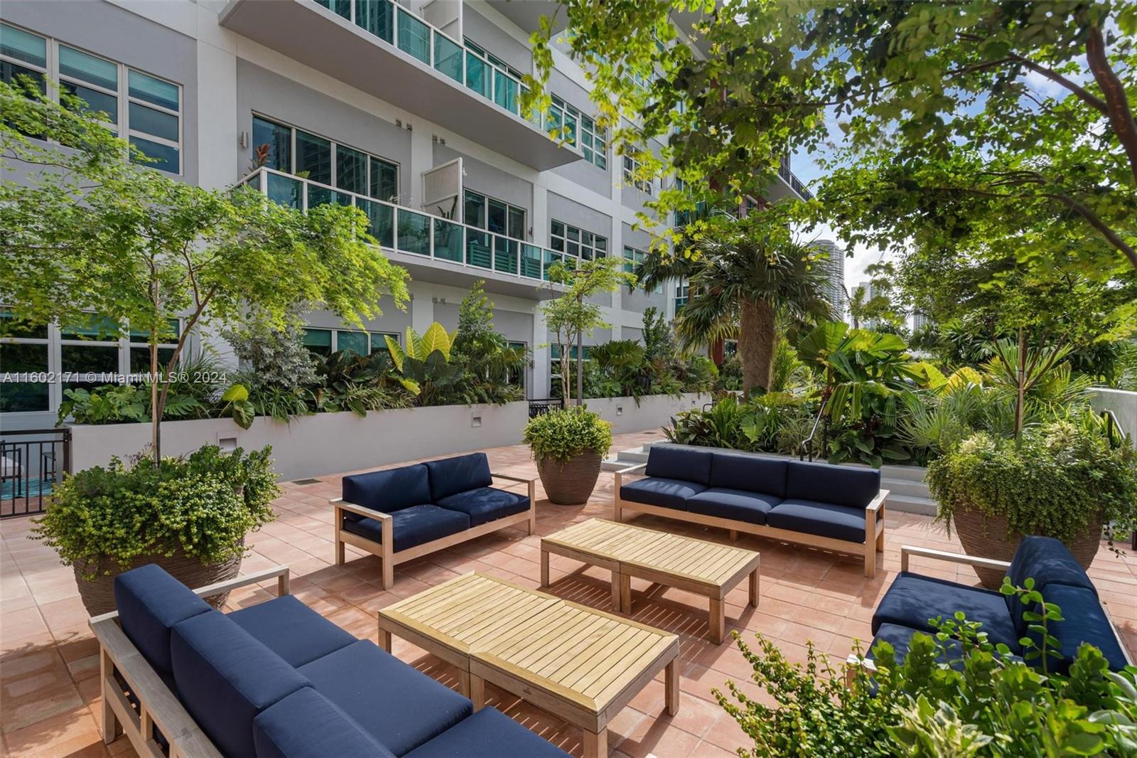 1749 NE Miami Ct Unit: 315