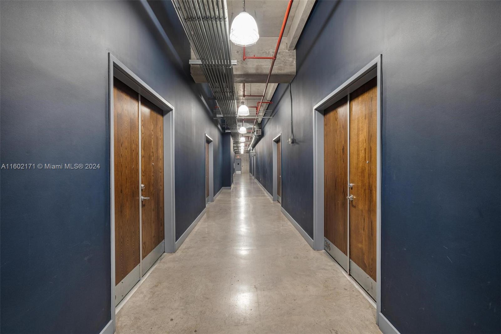 1749 NE Miami Ct Unit: 315