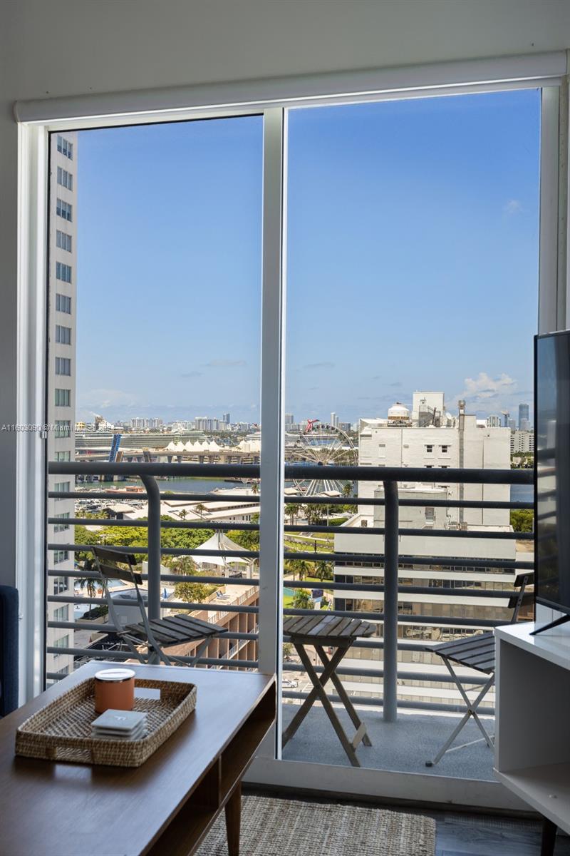 133 NE 2nd Ave # 1802