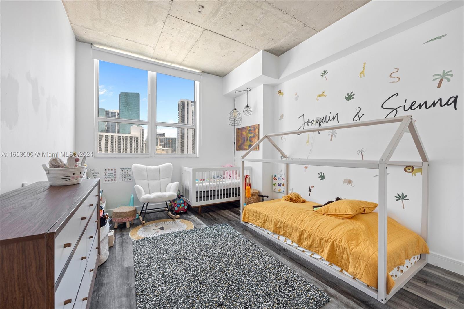 133 NE 2nd Ave # 1802