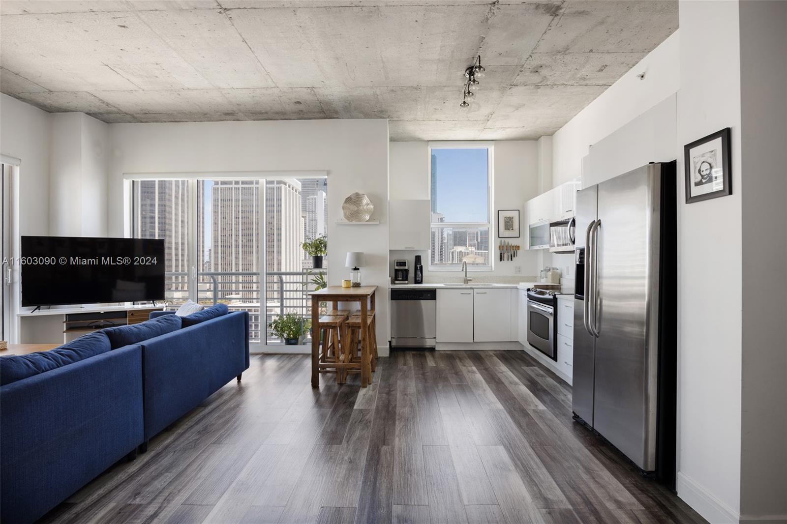 133 NE 2nd Ave # 1802