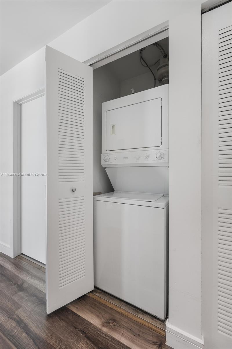 133 NE 2nd Ave # 1802