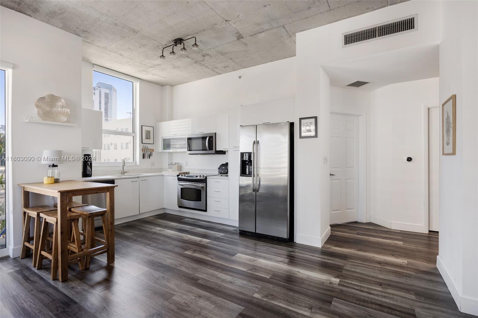 133 NE 2nd Ave # 1802