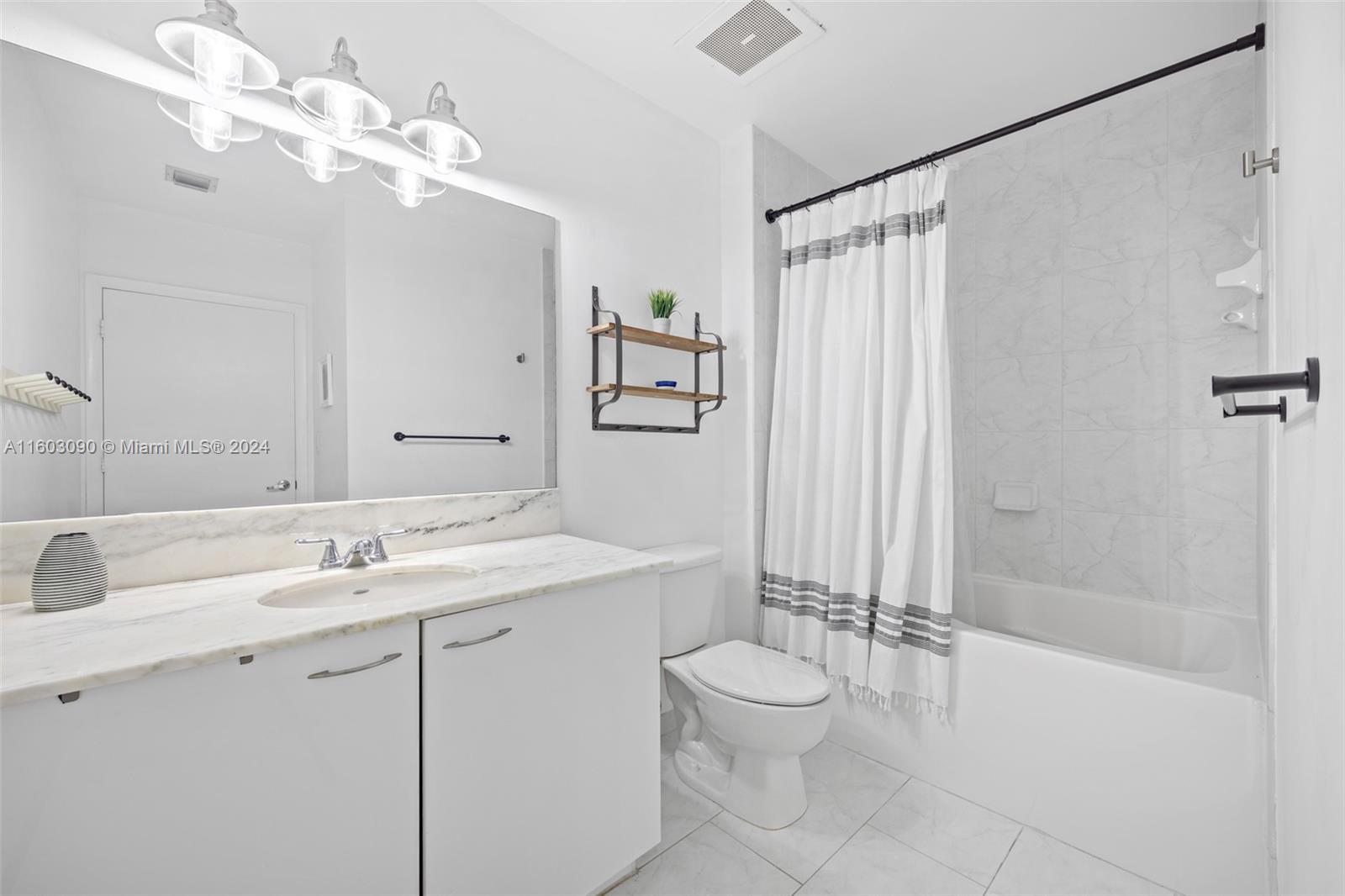 133 NE 2nd Ave # 1802