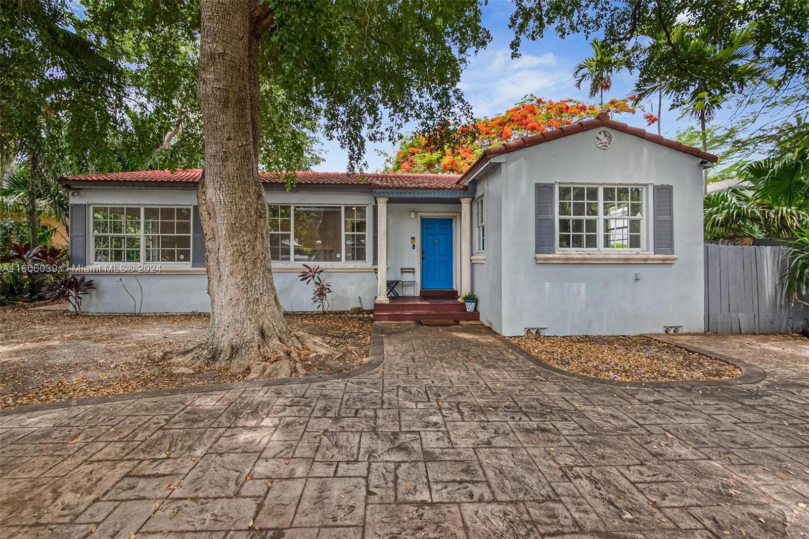 2685 SW 17th Ave