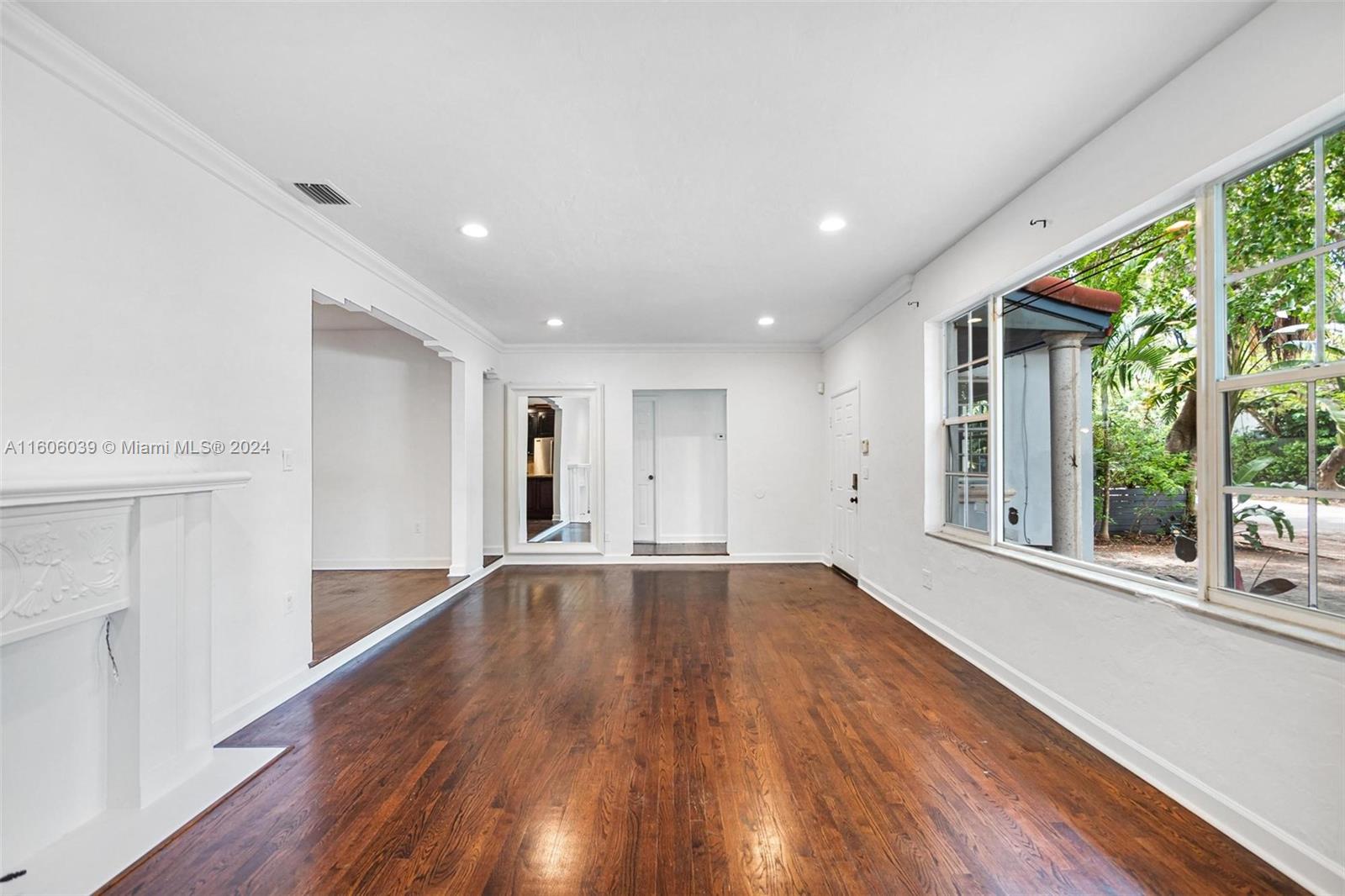 2685 SW 17th Ave