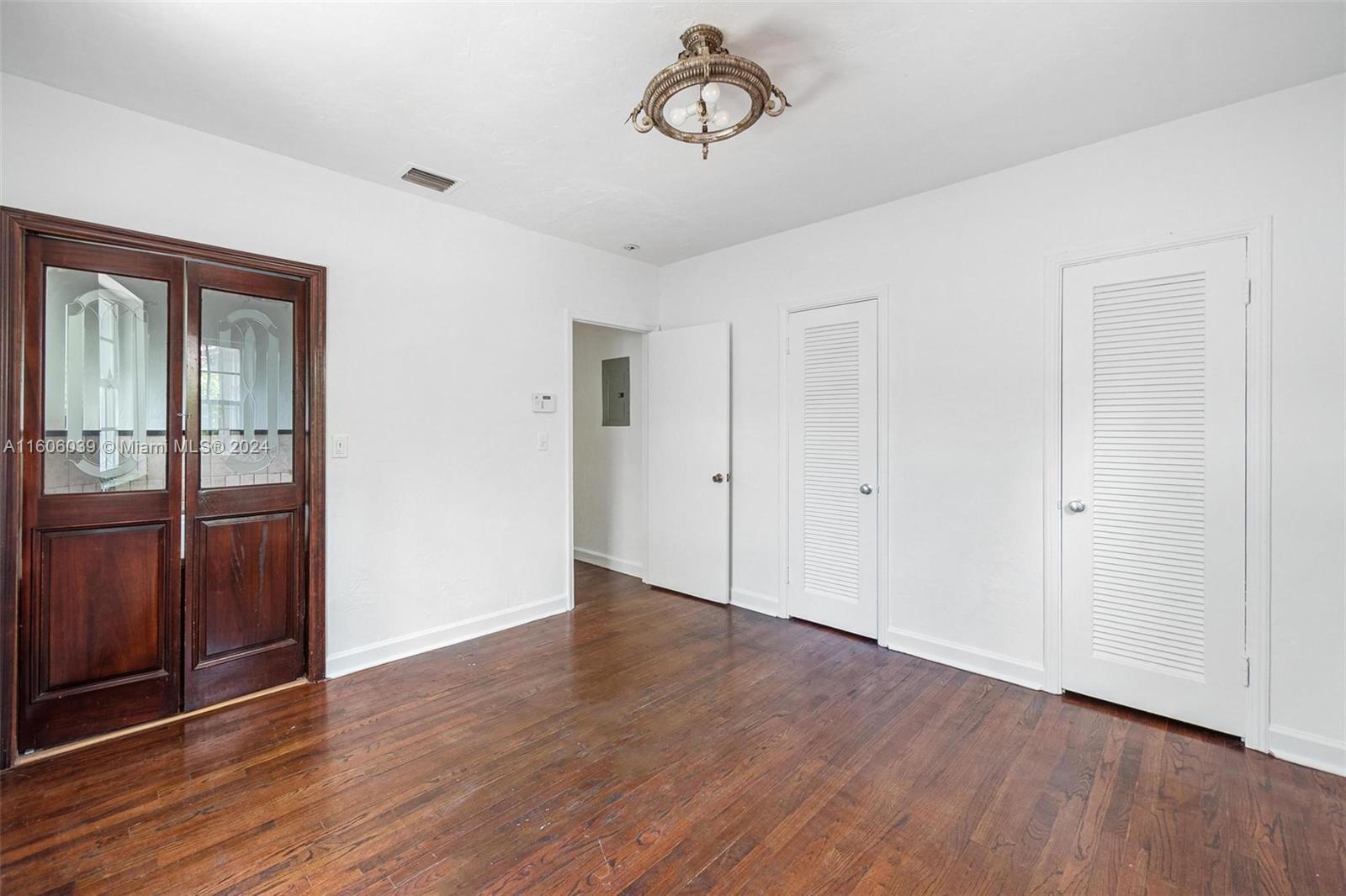 2685 SW 17th Ave