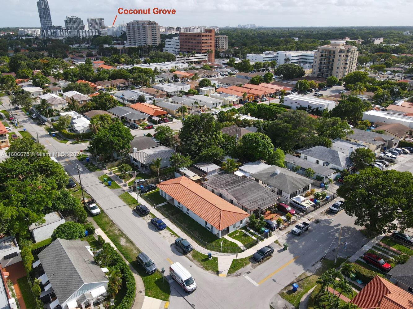 2460 SW 36th Ave