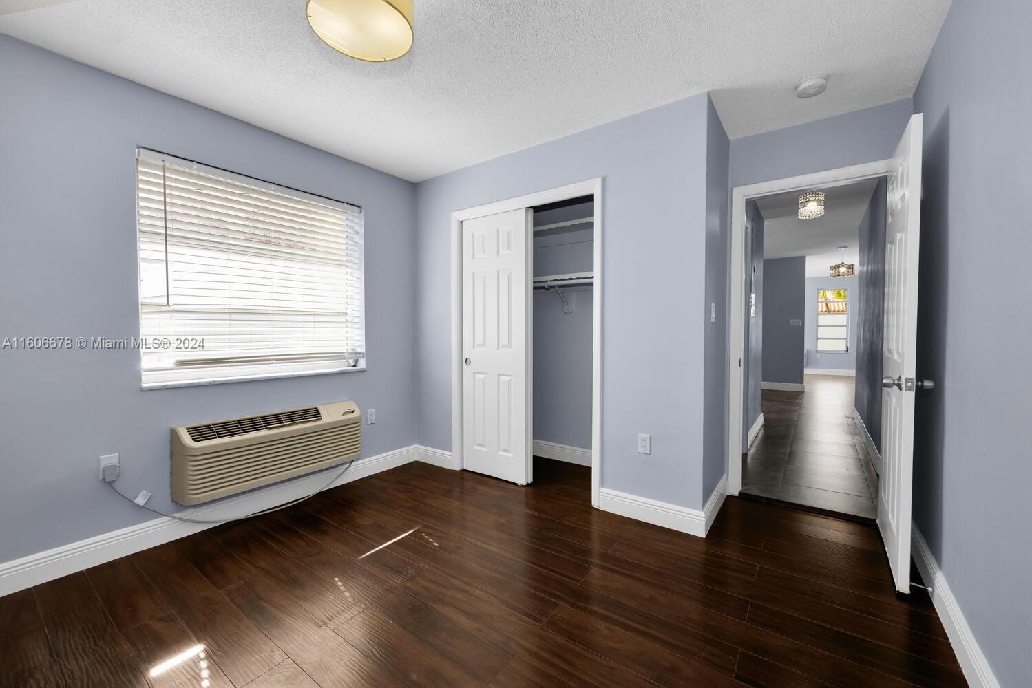 2460 SW 36th Ave