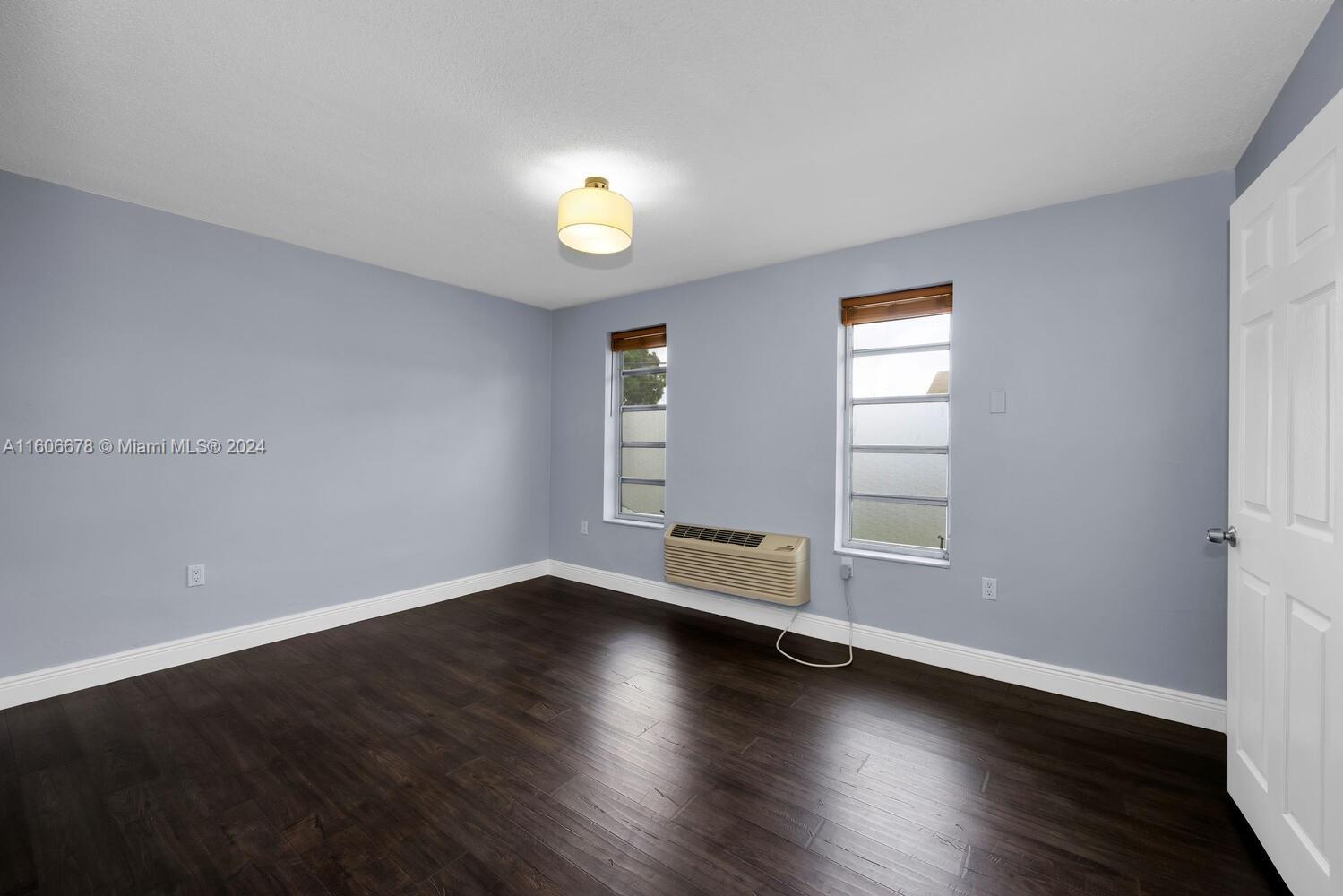 2460 SW 36th Ave