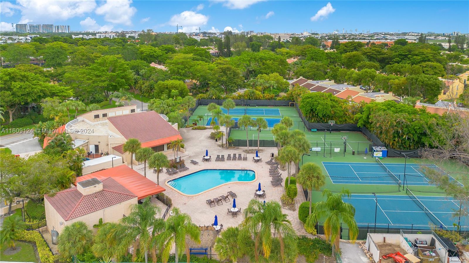3719 Estepona Ave Unit: 18A1