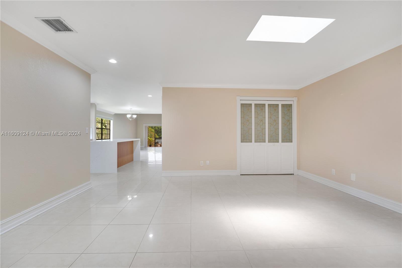 3719 Estepona Ave Unit: 18A1