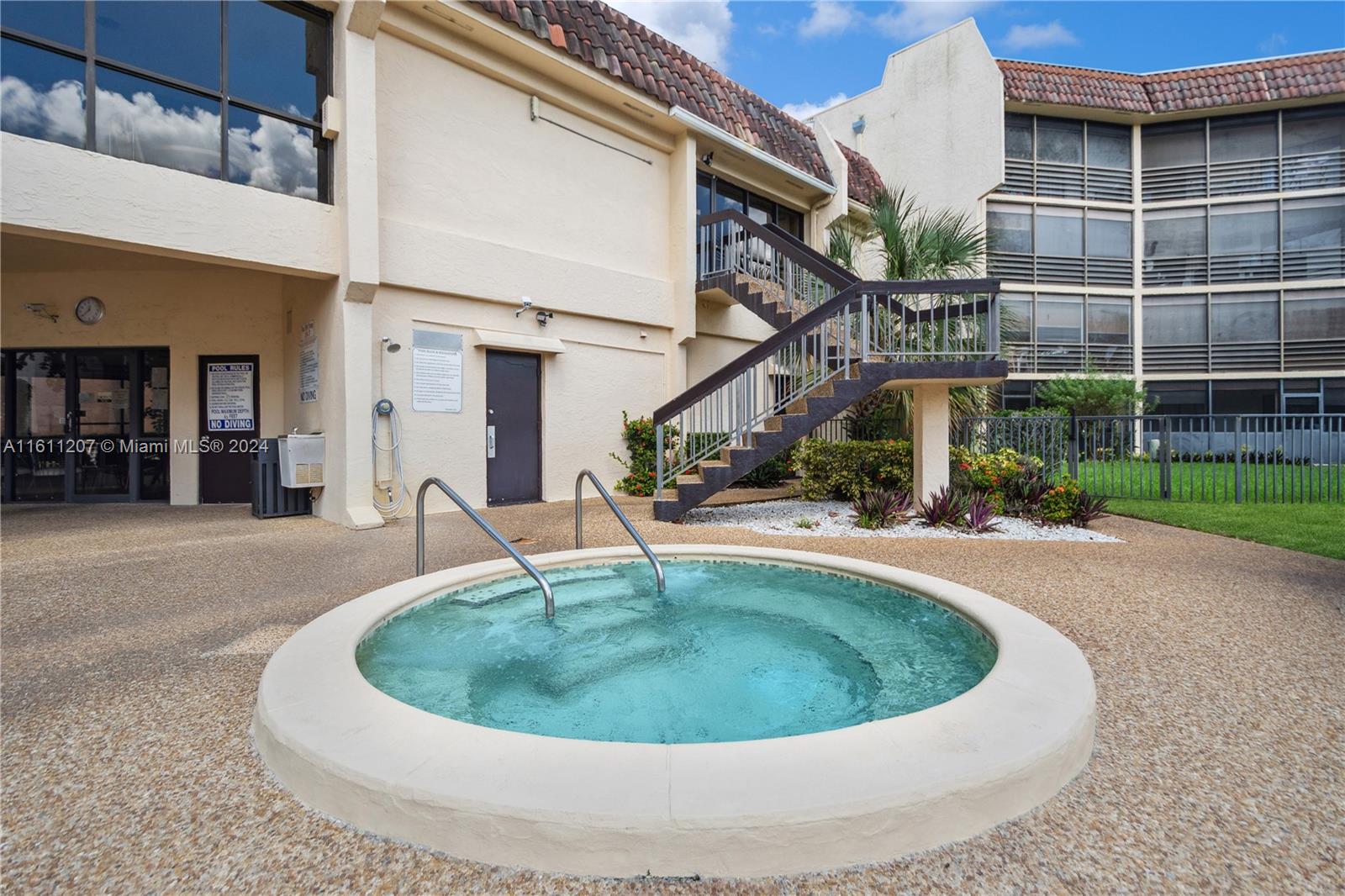 6655 W Broward Blvd # 105