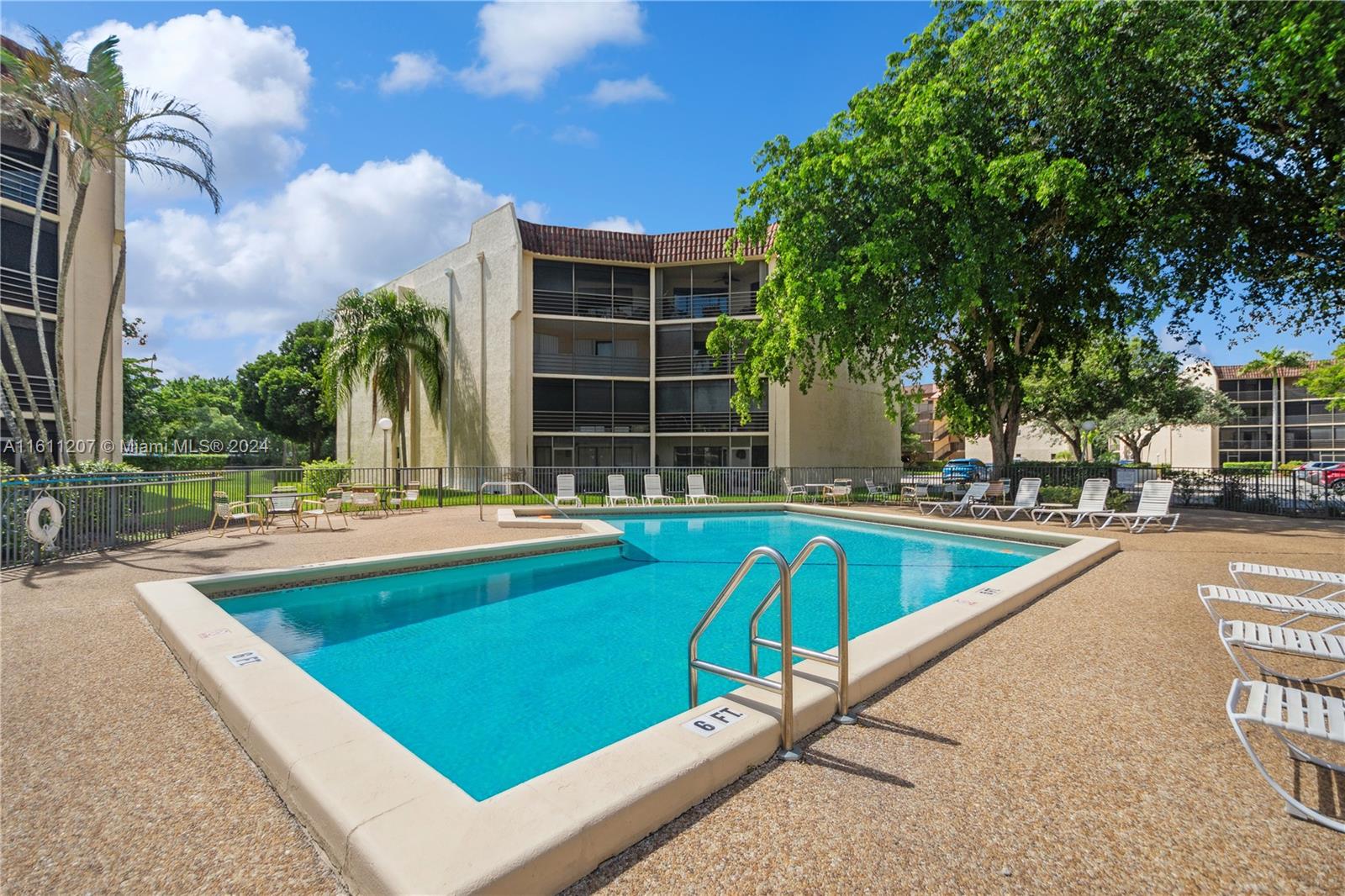 6655 W Broward Blvd # 105