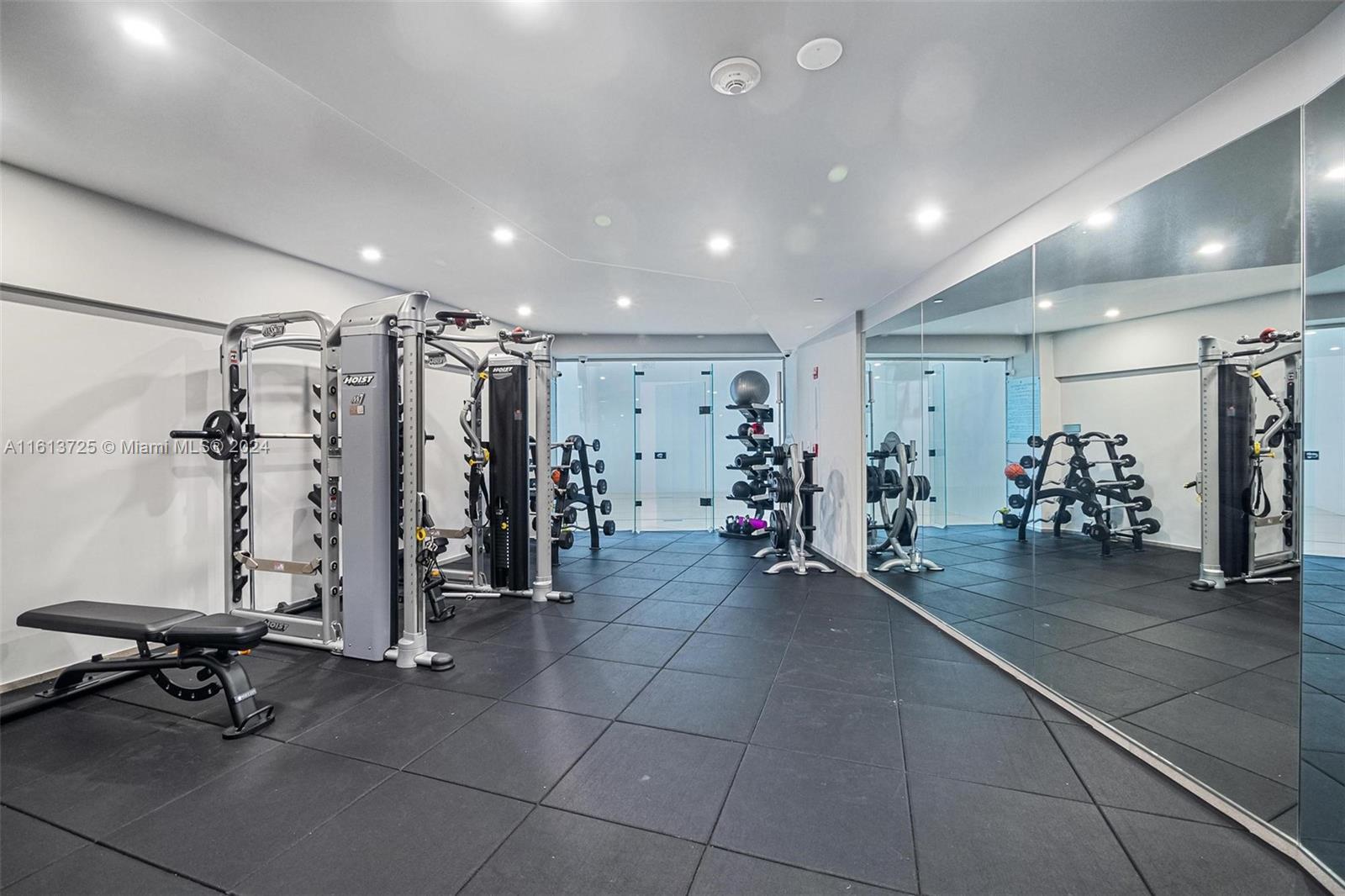 900 Brickell Key Blvd # 2504