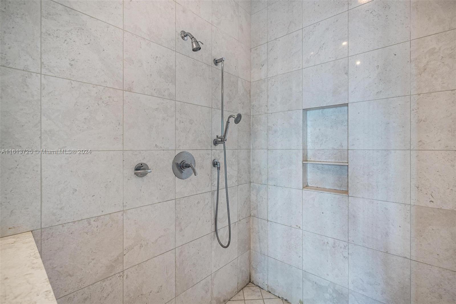 900 Brickell Key Blvd # 2504