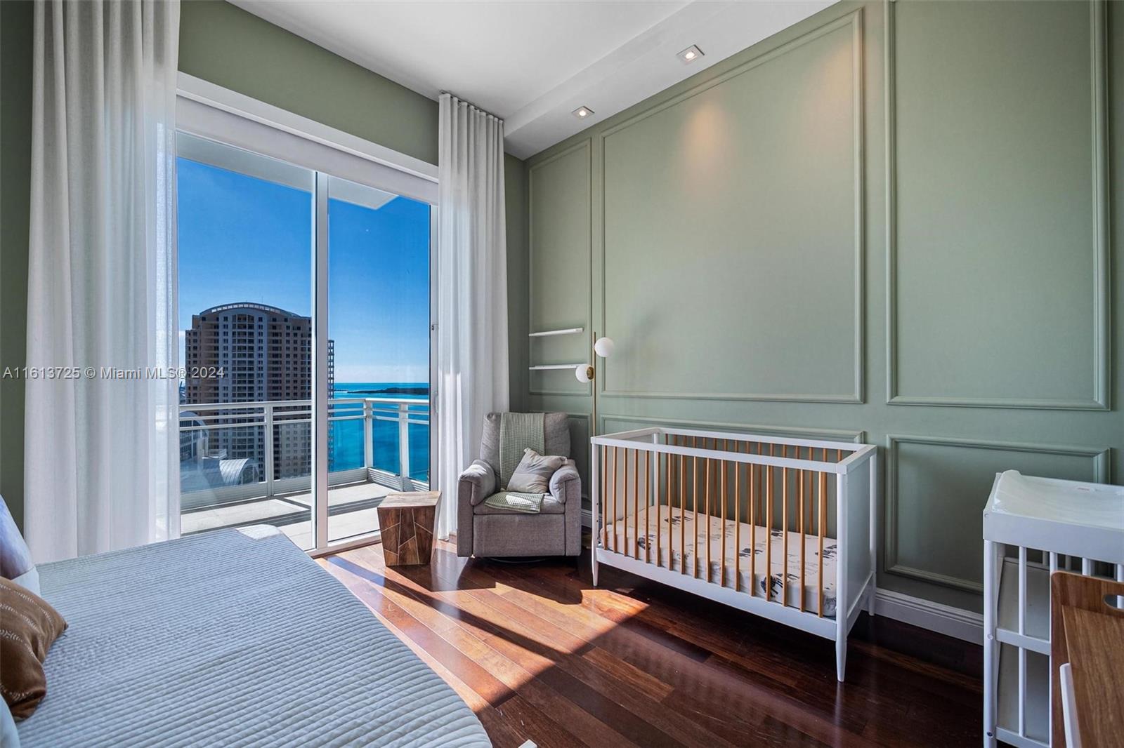 900 Brickell Key Blvd # 2504