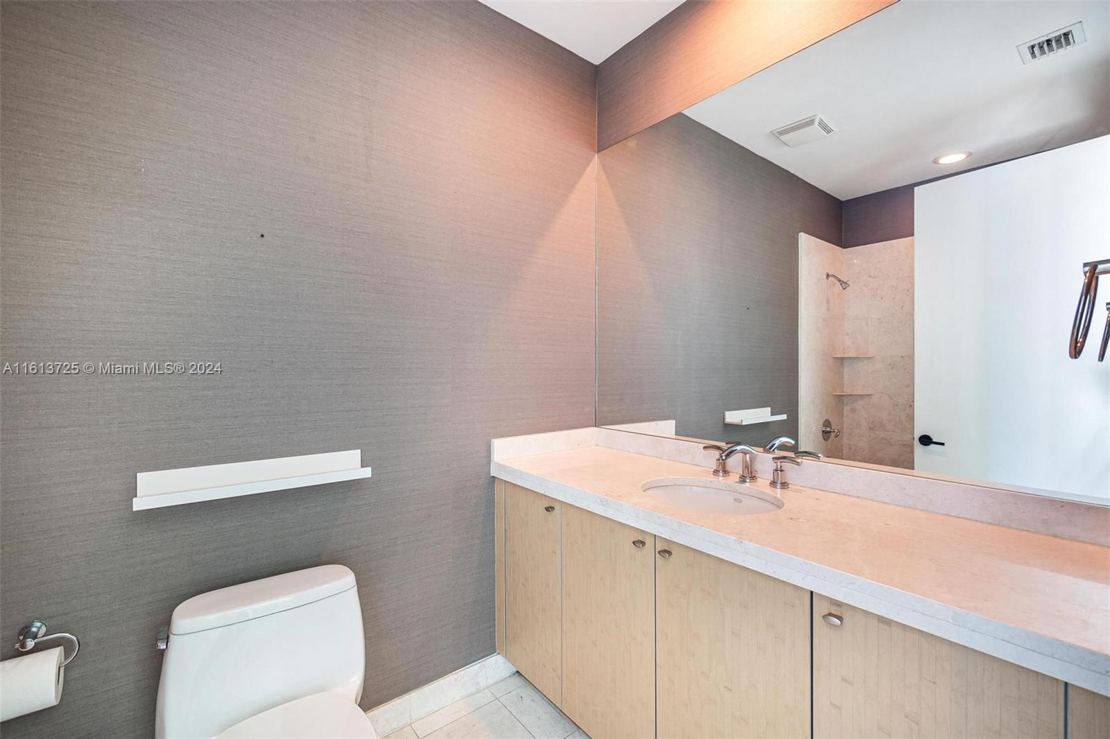 900 Brickell Key Blvd # 2504