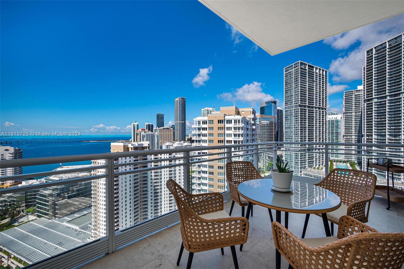 900 Brickell Key Blvd # 2504