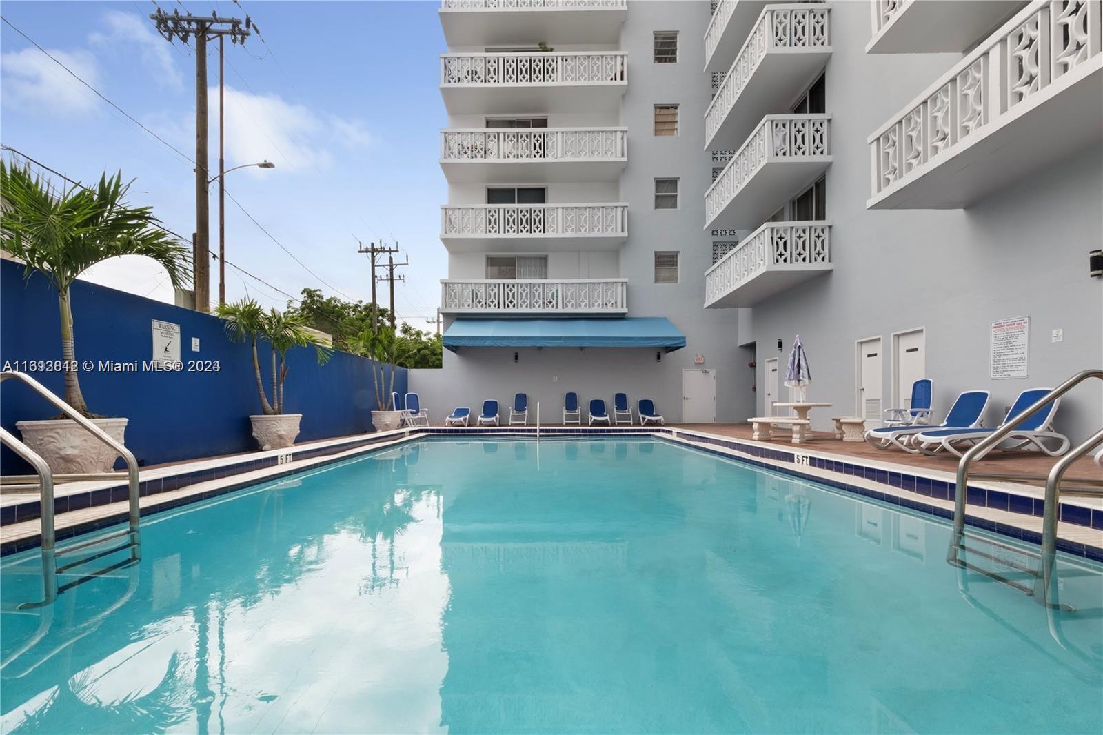 1020 Meridian Ave # 302