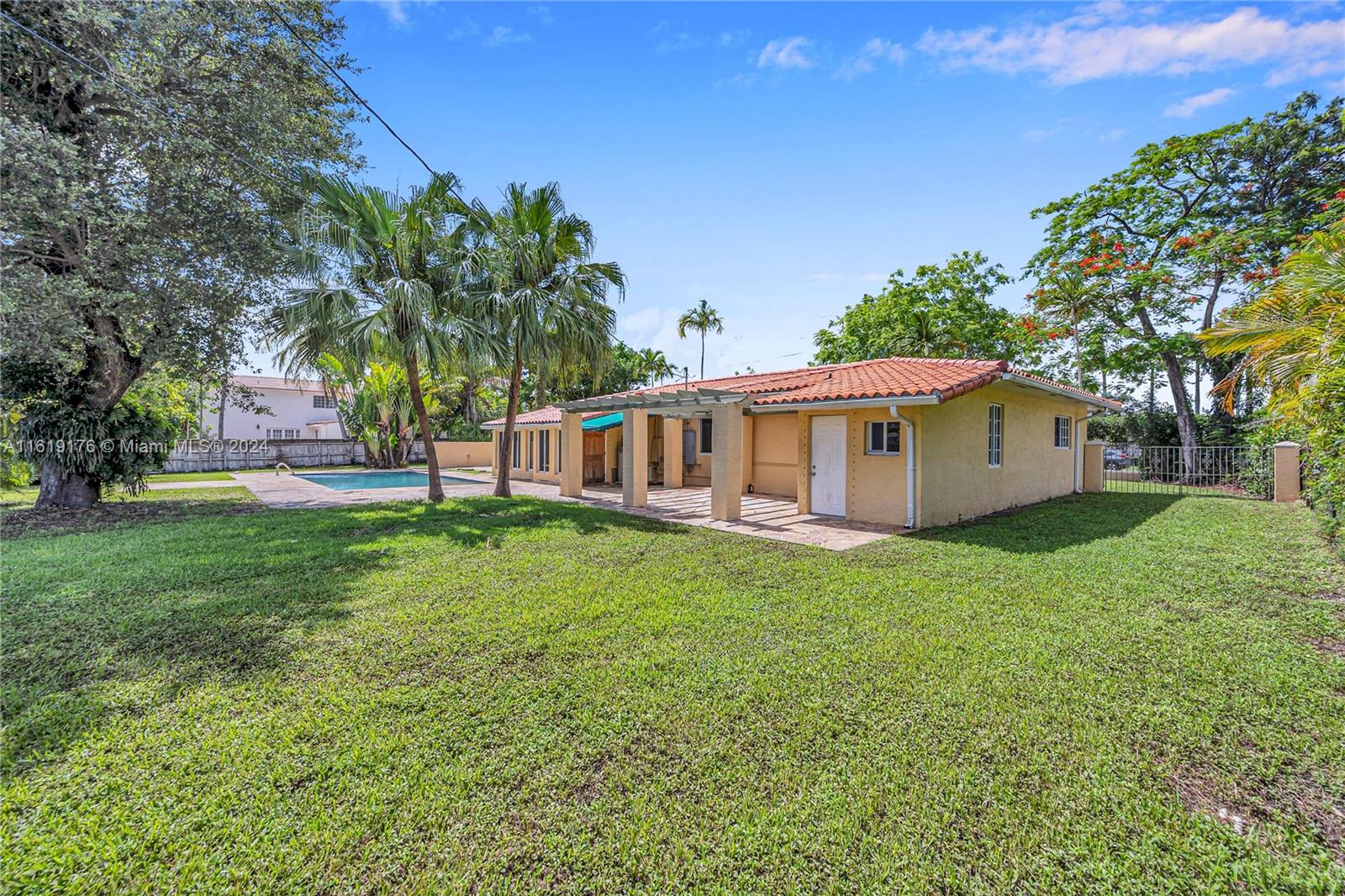 7020 SW 56th St