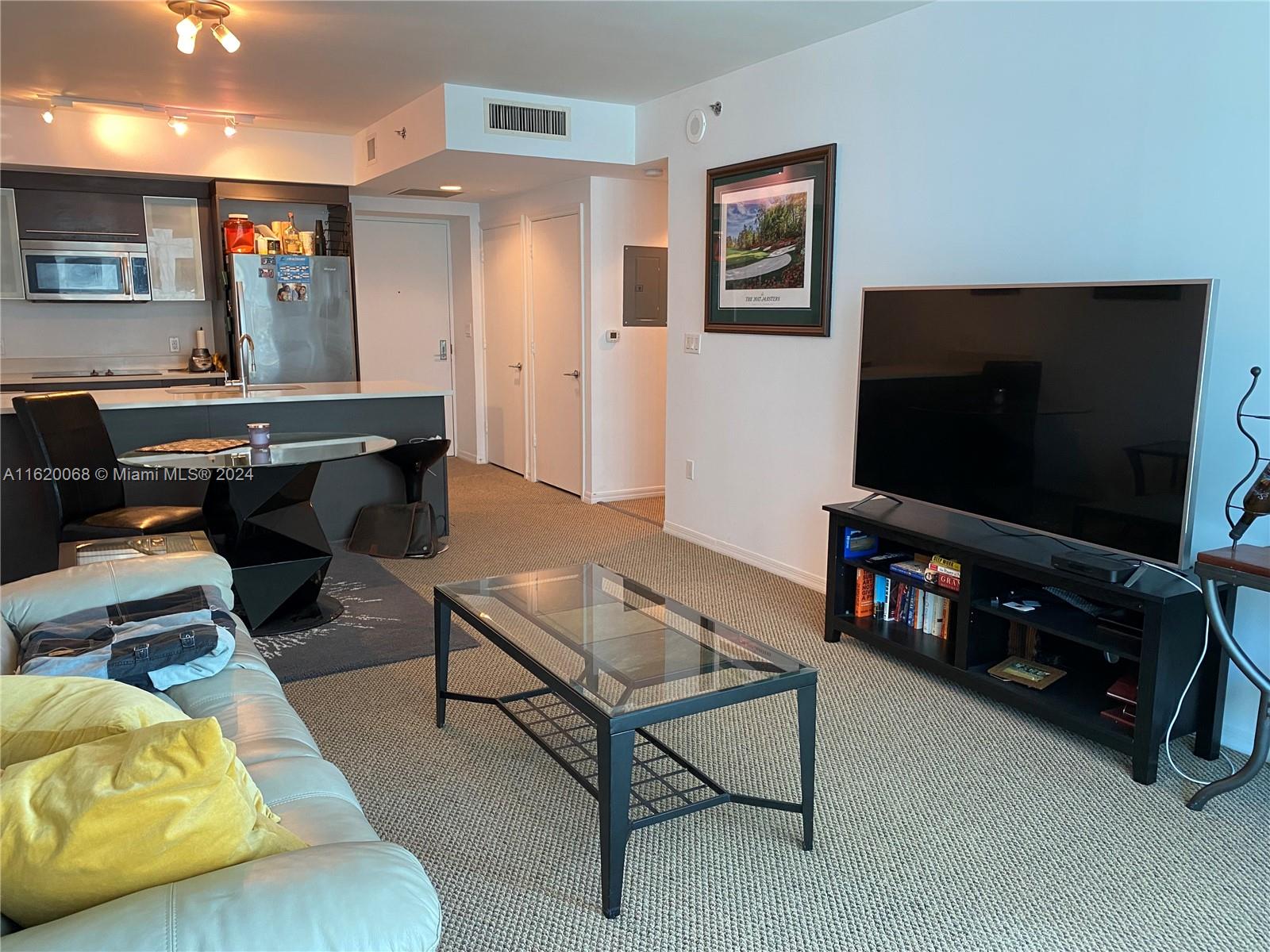 500 Brickell Ave # 1908