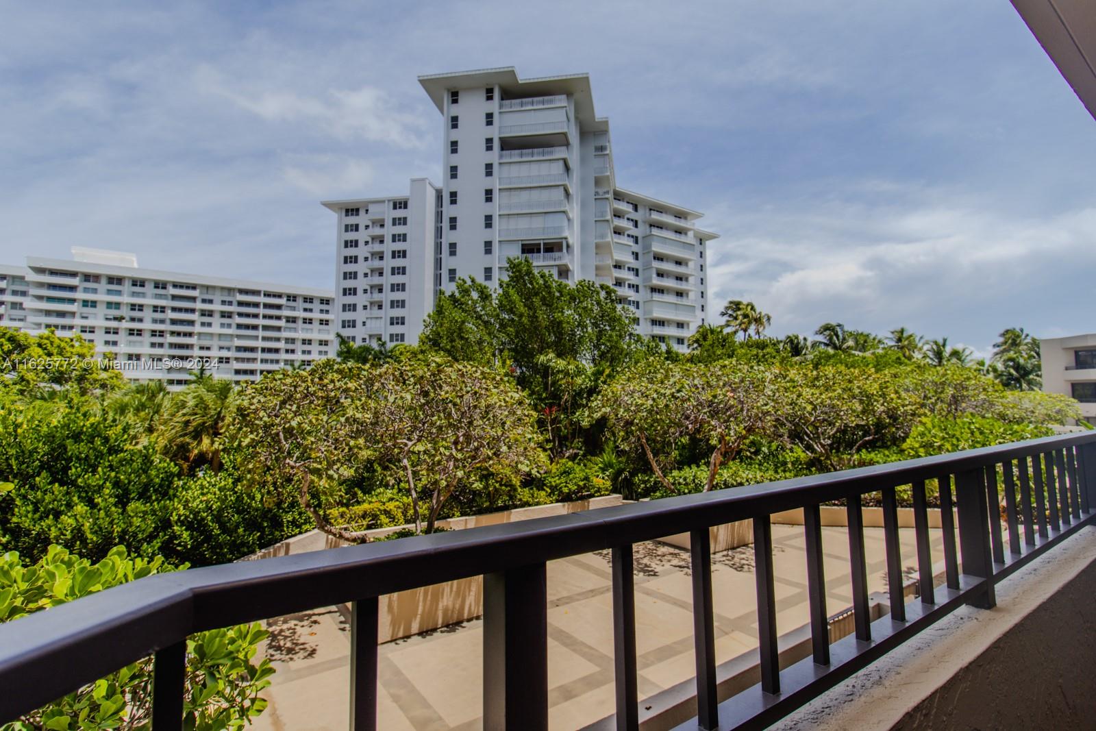 251 Crandon Blvd # 237, Key Biscayne Unit: 237