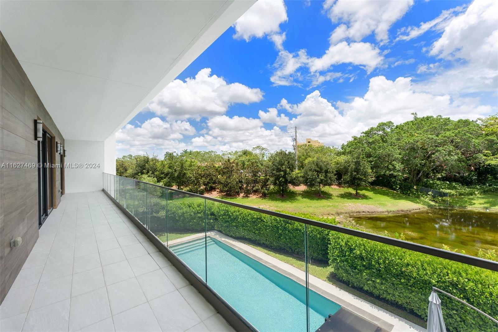 16472 S Botaniko Dr S