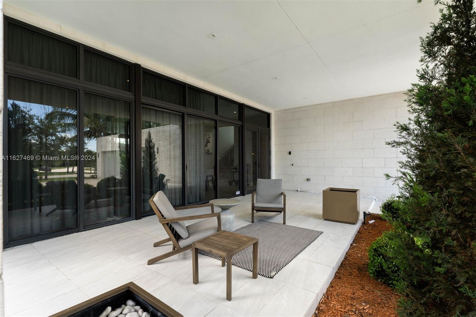 16472 S Botaniko Dr S