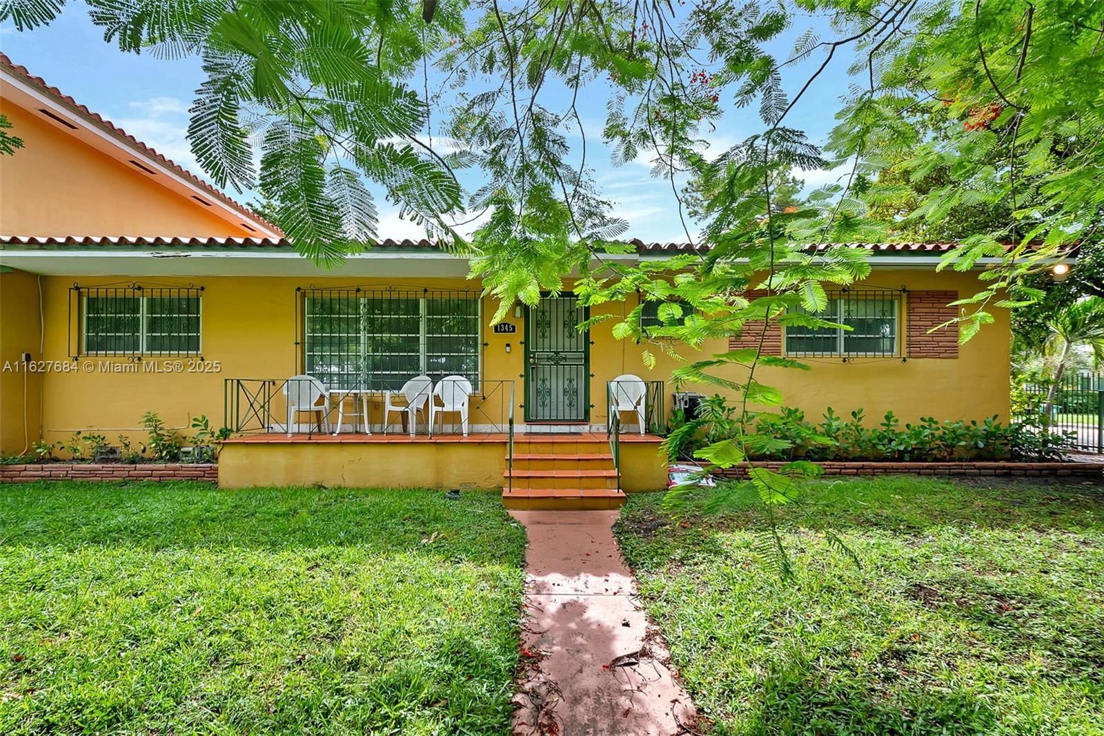 1345 SW 14th Ave
