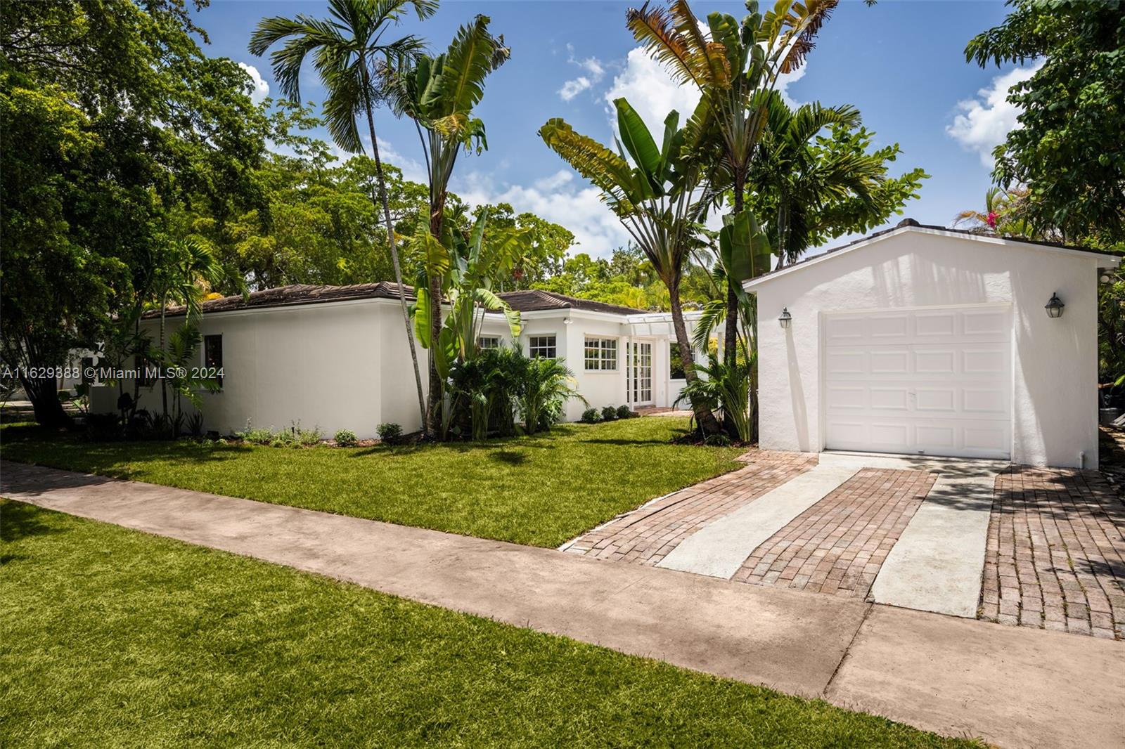 501 Zamora Ave