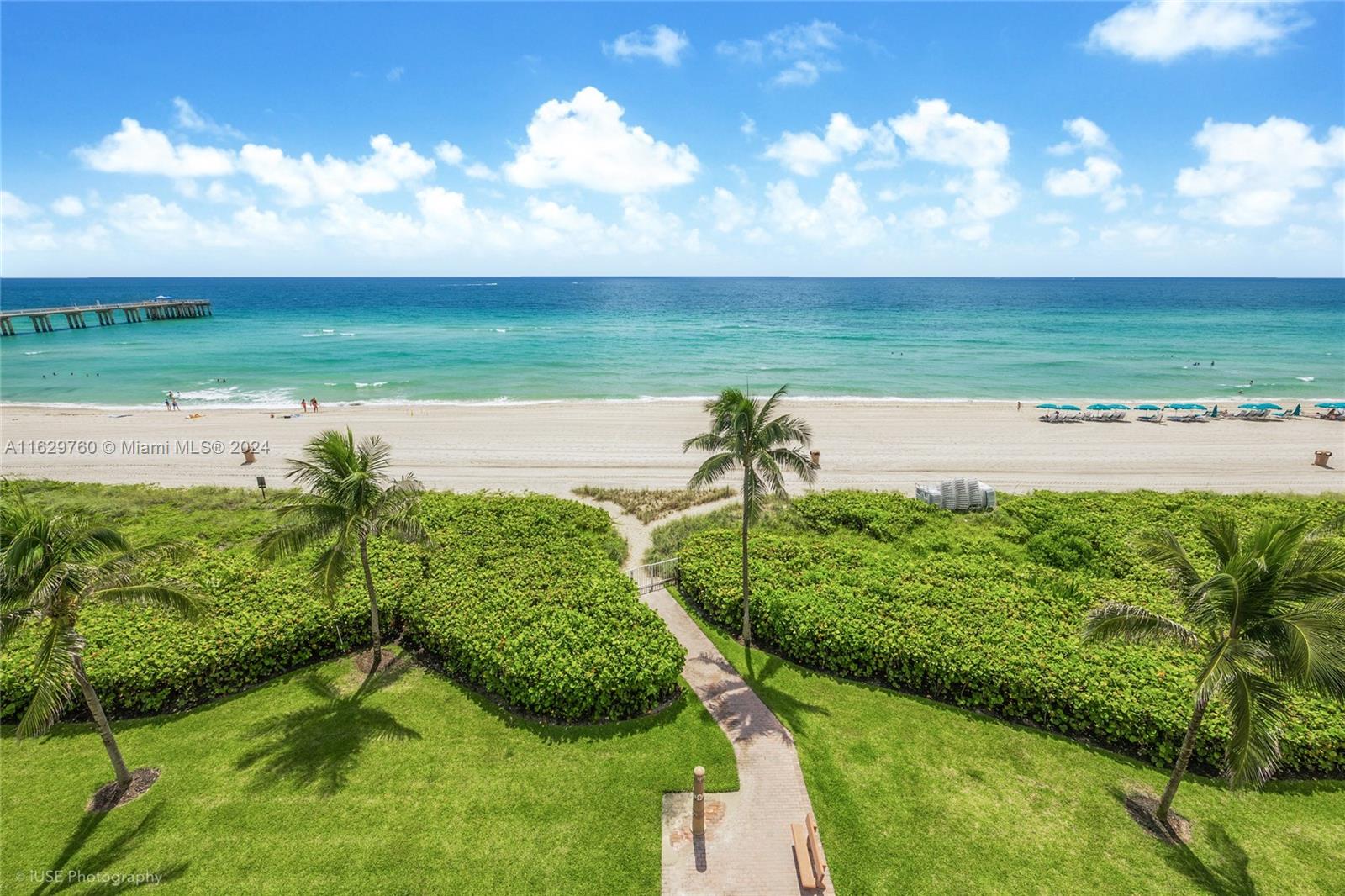 16445 Collins Ave # 925