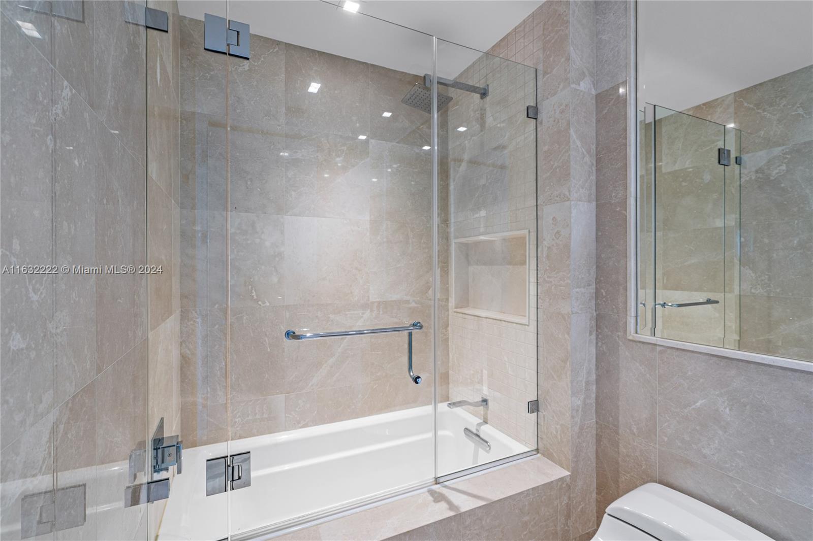 9349 Collins Ave # 605